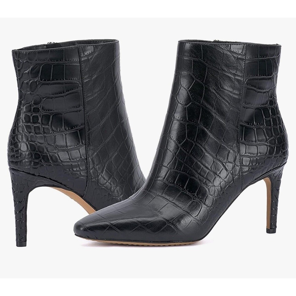 Vince Camuto‎ Women's Allost Pointy Toe Bootie Ankle Boot, Size 5.5M
